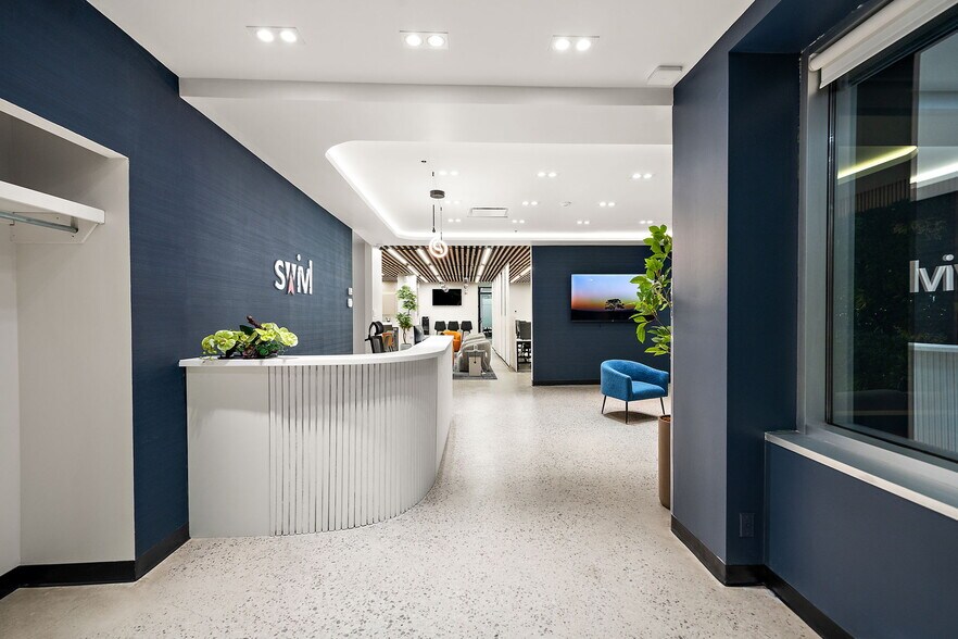 9900 Boul Cavendish, Montréal, QC à louer - Photo de l’immeuble – Image 3 sur 37