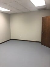 120 S Broadway Ave, Tyler, TX à louer Photo intérieure– Image 2 sur 7