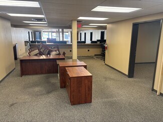 Plus de détails pour 763-765 W Poplar Ave, Collierville, TN - Local commercial à vendre
