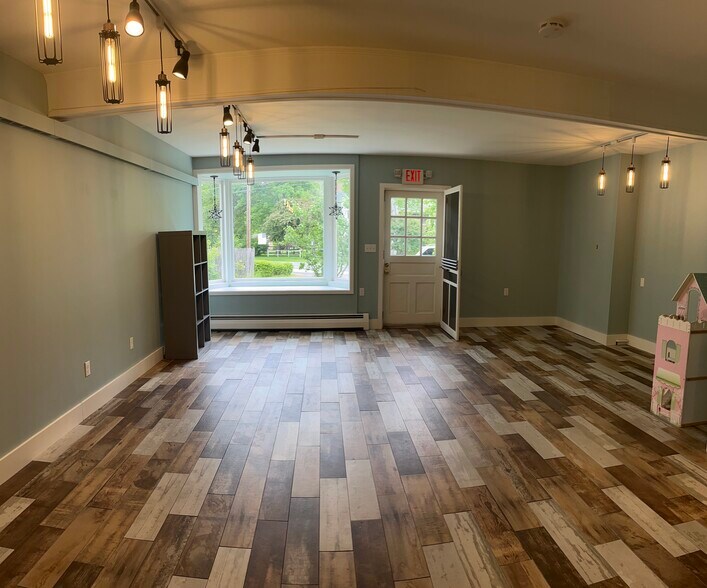 1180 Ashley Falls Rd, Ashley Falls, MA à louer - Photo de l’immeuble – Image 3 sur 35