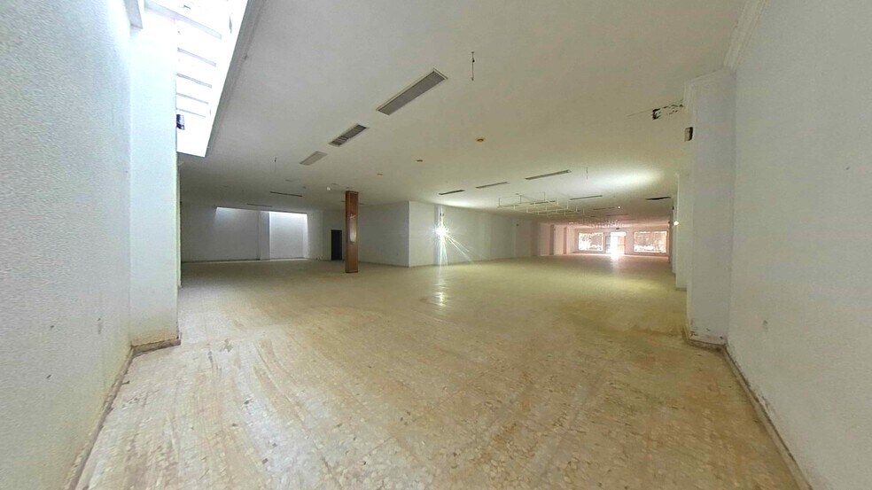 Local commercial dans Mairena del Alcor, Sevilla à vendre - Photo intérieure – Image 3 sur 8