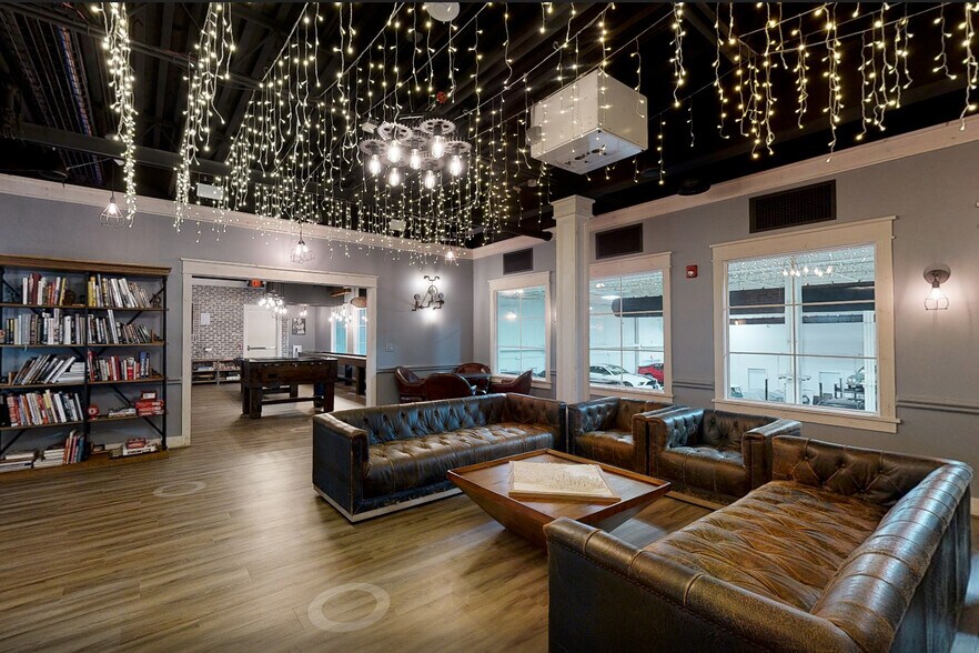 10 Kingsbridge Rd, Fairfield, NJ à louer - Numérisation 3D Matterport – Image 2 sur 24