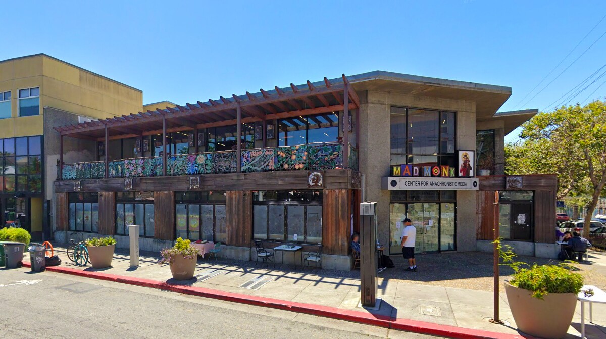 2454-2464 Telegraph Ave, Berkeley, CA à louer Photo de l’immeuble– Image 1 sur 11