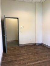 1111 W 39th St, Kansas City, MO à louer Photo intérieure– Image 2 sur 5