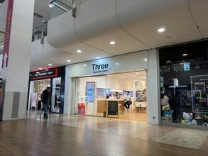 Harvey Centre, Harlow à louer Photo intérieure– Image 2 sur 4