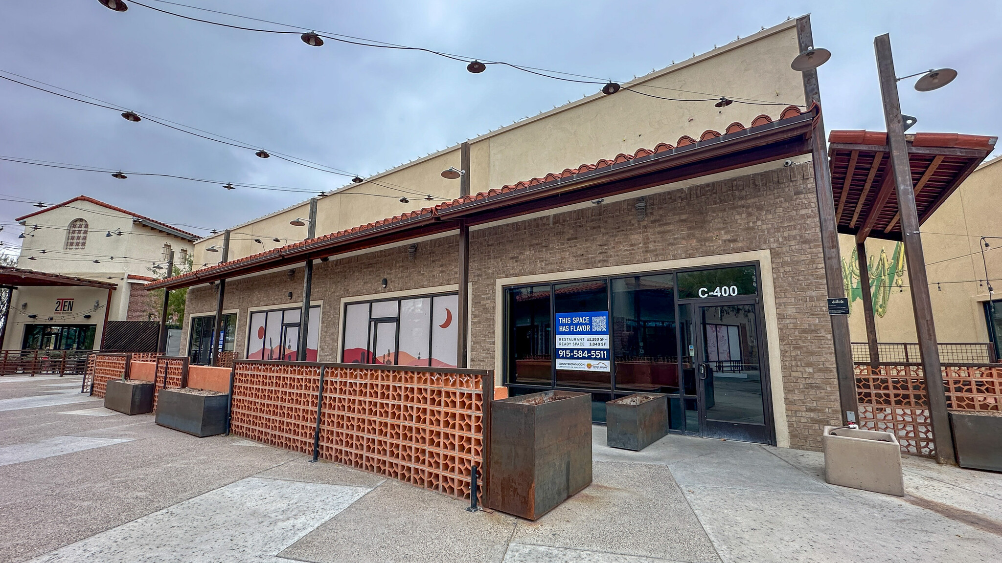 145 W Sunset Rd, El Paso, TX à louer Photo de l’immeuble– Image 1 sur 22