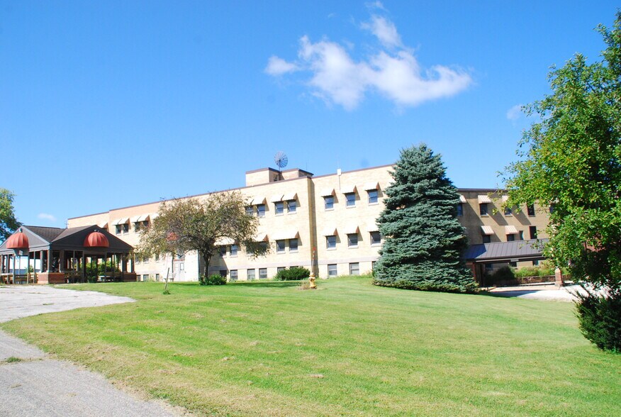 18569 Lane Rd, Fayette, IA à vendre - Photo de l’immeuble – Image 2 sur 3