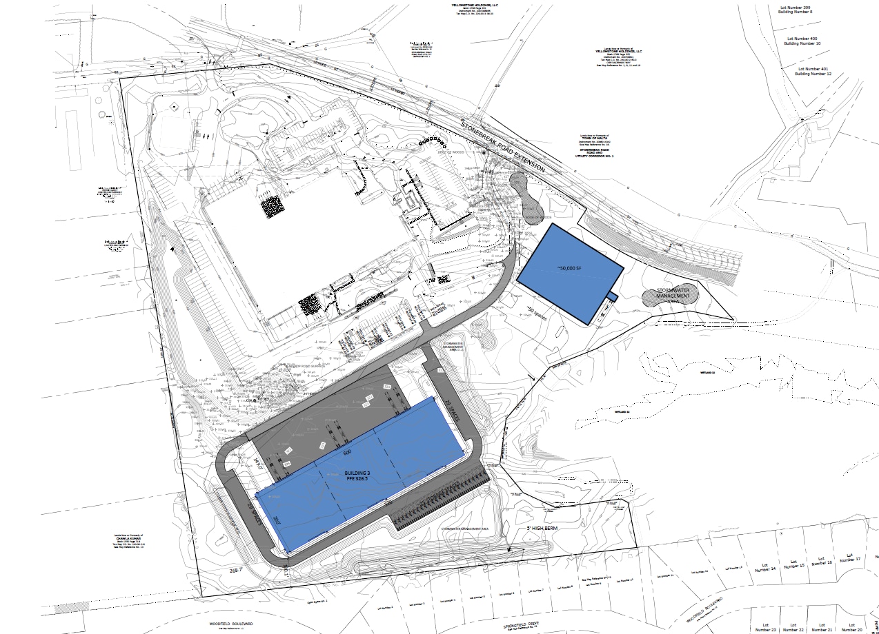 10 Stonebreak Rd, Malta, NY à louer Photo de l’immeuble– Image 1 sur 3