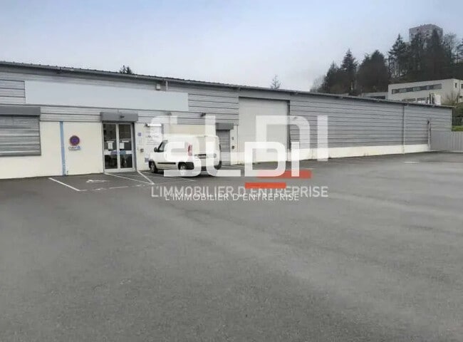 Plus de détails pour Bureau, Local d'activités à louer