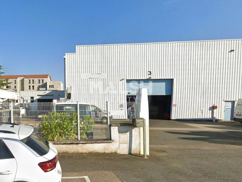 Local d'activités dans Belleville-en-Beaujolais à vendre - Photo de l’immeuble – Image 2 sur 2