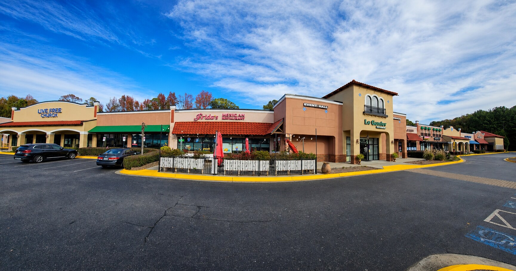706 Grayson Hwy, Lawrenceville, GA à louer Photo de l’immeuble– Image 1 sur 6