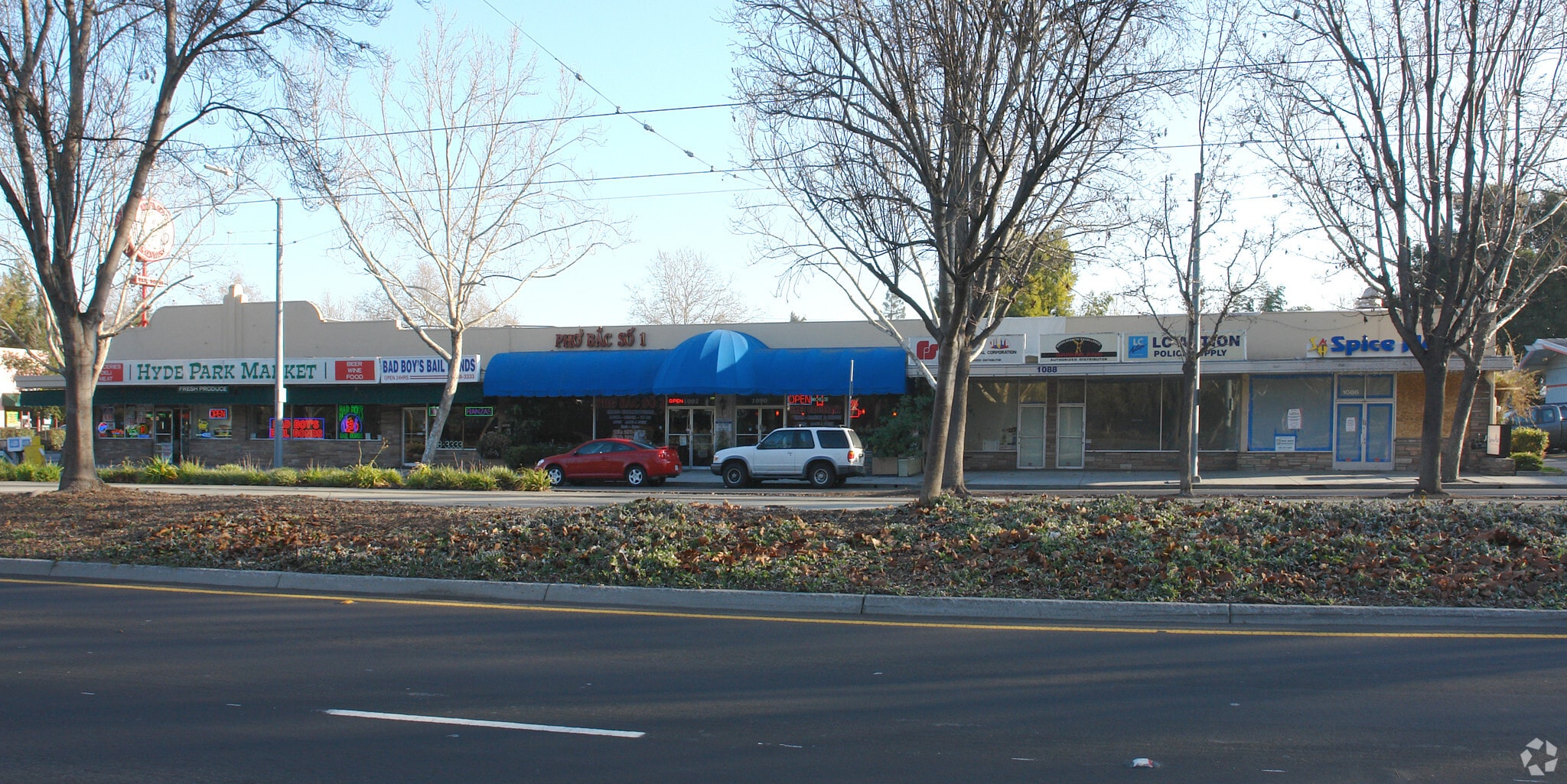 1086-1098 N 1st St, San Jose, CA à louer Photo principale– Image 1 sur 4