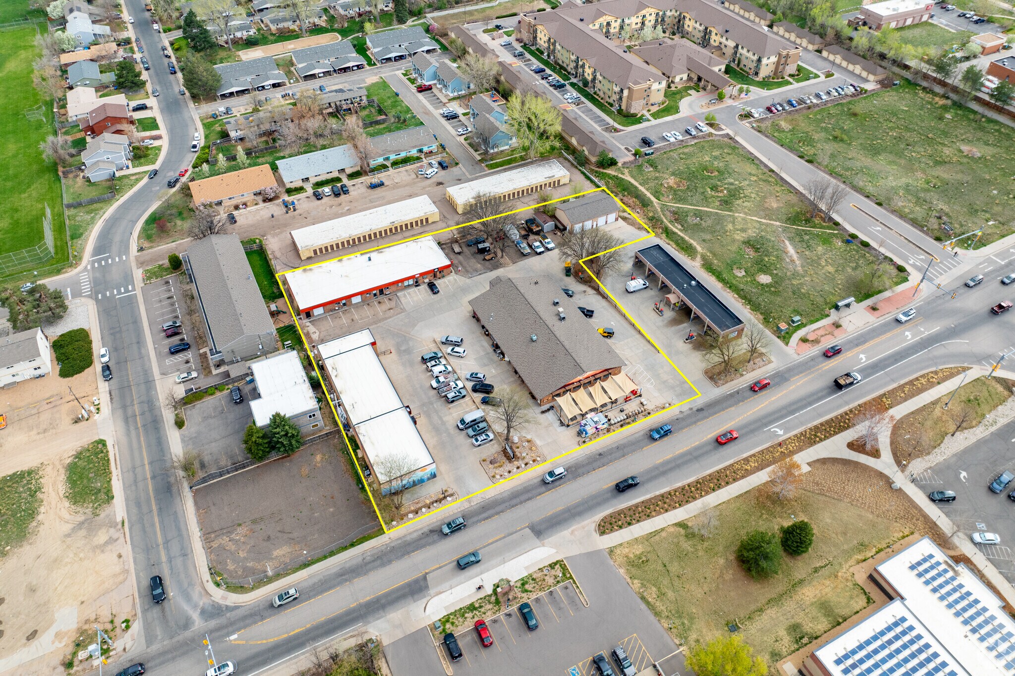 Baseline Mall (19,171 Total SF) portefeuille de 4 biens à vendre sur LoopNet.fr Aérien– Image 1 sur 15