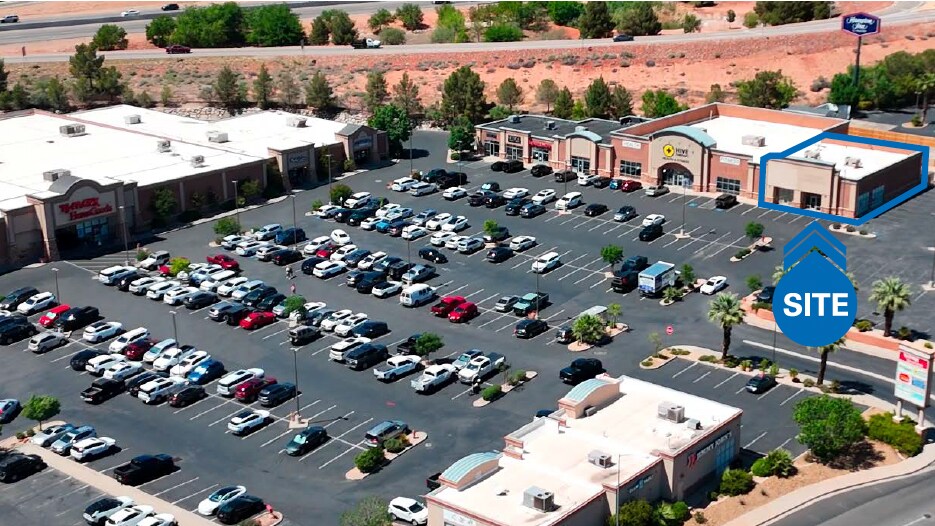 42 S River Rd, St George, UT à louer - Photo de l’immeuble – Image 2 sur 5