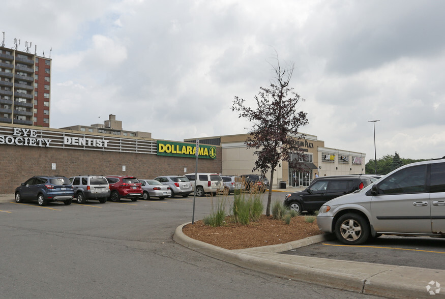 661-679 Upper James St, Hamilton, ON à louer - Photo de l’immeuble – Image 2 sur 4