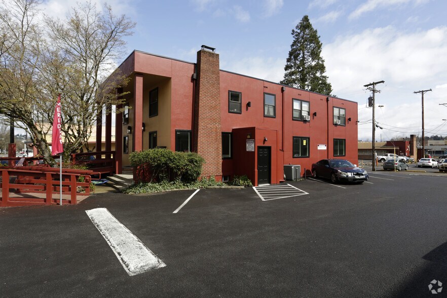 1849 Willamette St, Eugene, OR à louer - Photo principale – Image 2 sur 6