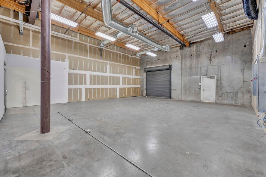 2245 Meridian Blvd, Minden, NV à louer - Photo de l’immeuble – Image 2 sur 20