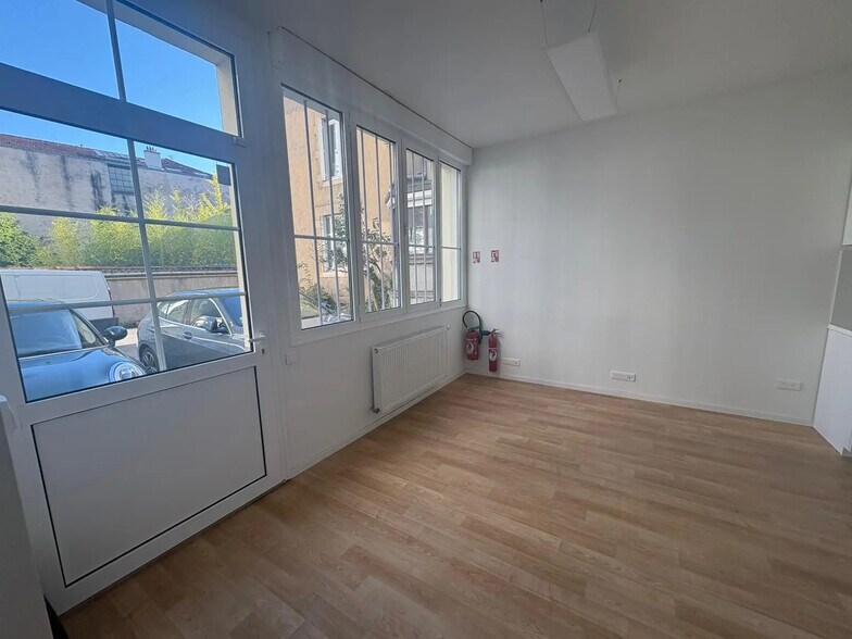 Bureau dans Nancy à vendre - Photo de l’immeuble – Image 1 sur 12