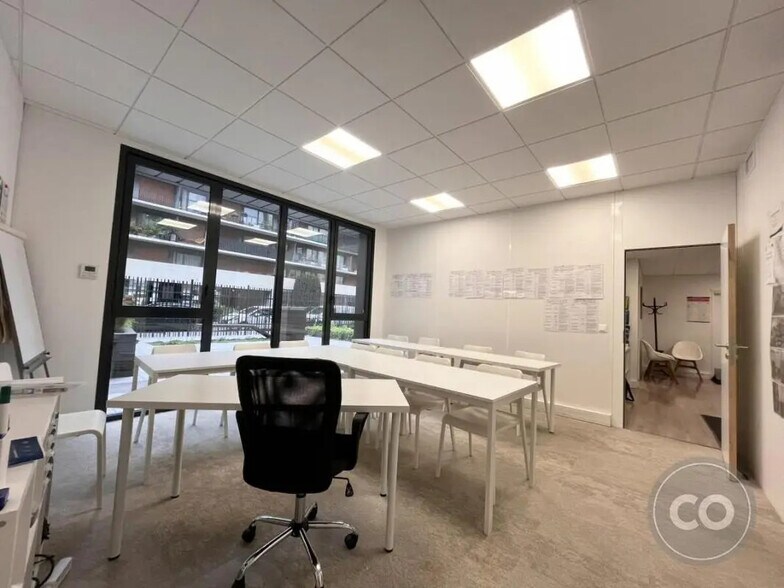 Bureau dans Boulogne-Billancourt à louer - Photo de l’immeuble – Image 2 sur 8