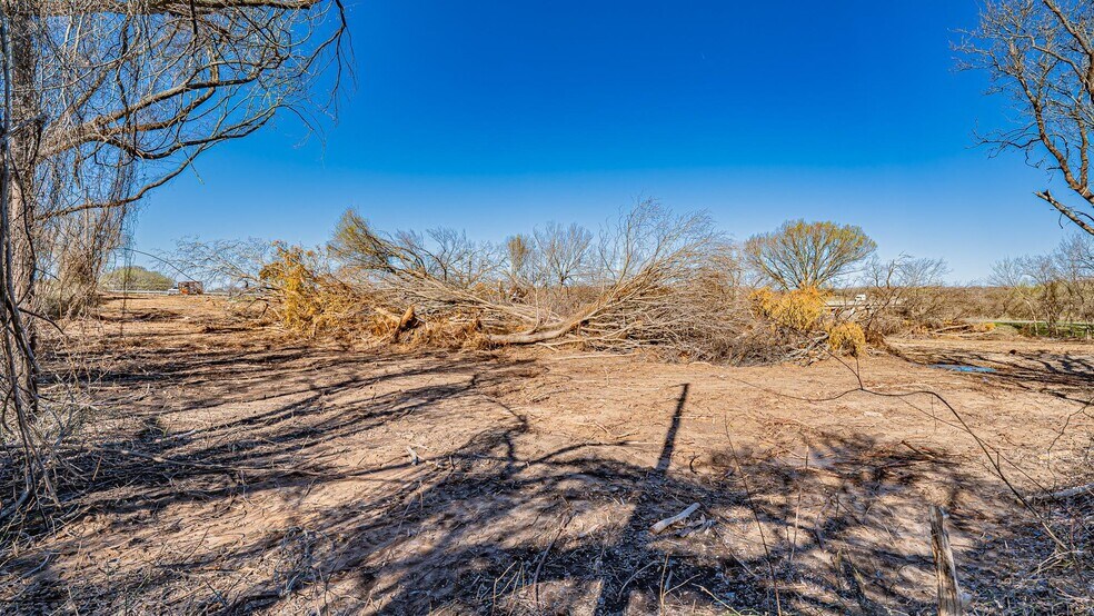 1442 E Bypass 287, Alvord, TX à louer - Photo de l’immeuble – Image 2 sur 5