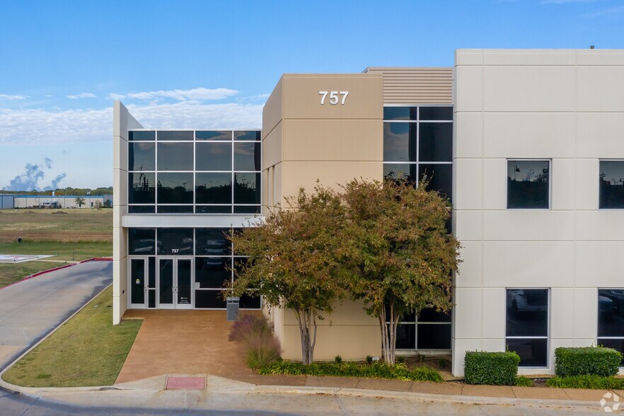 763 E US Highway 80, Forney, TX à louer - Photo de l’immeuble – Image 2 sur 9