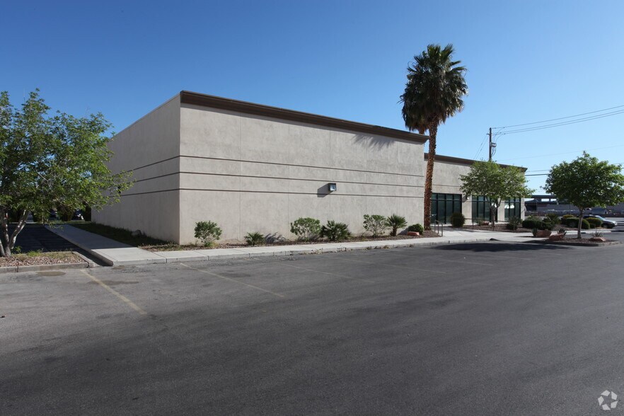 260 S Martin L King Blvd, Las Vegas, NV à vendre - Photo de l’immeuble – Image 2 sur 13