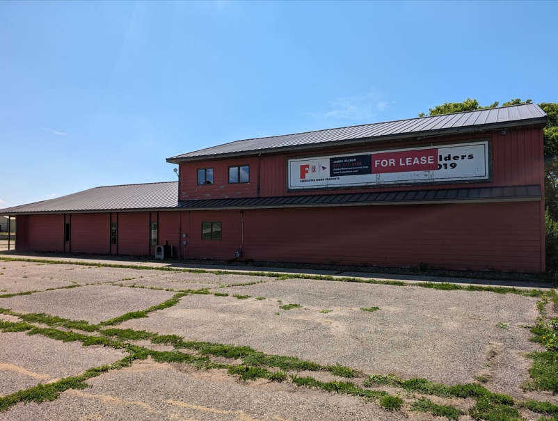 6150 W Frontage Rd, Medford, MN à vendre Photo de l’immeuble– Image 1 sur 12