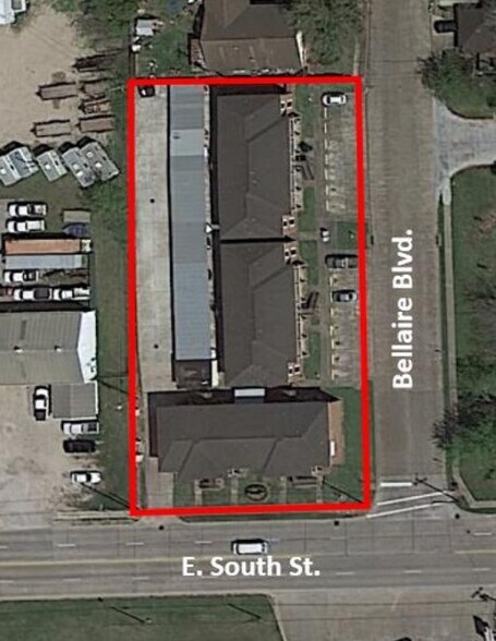 617 E South St, Alvin, TX à vendre - Photo de l’immeuble – Image 2 sur 10