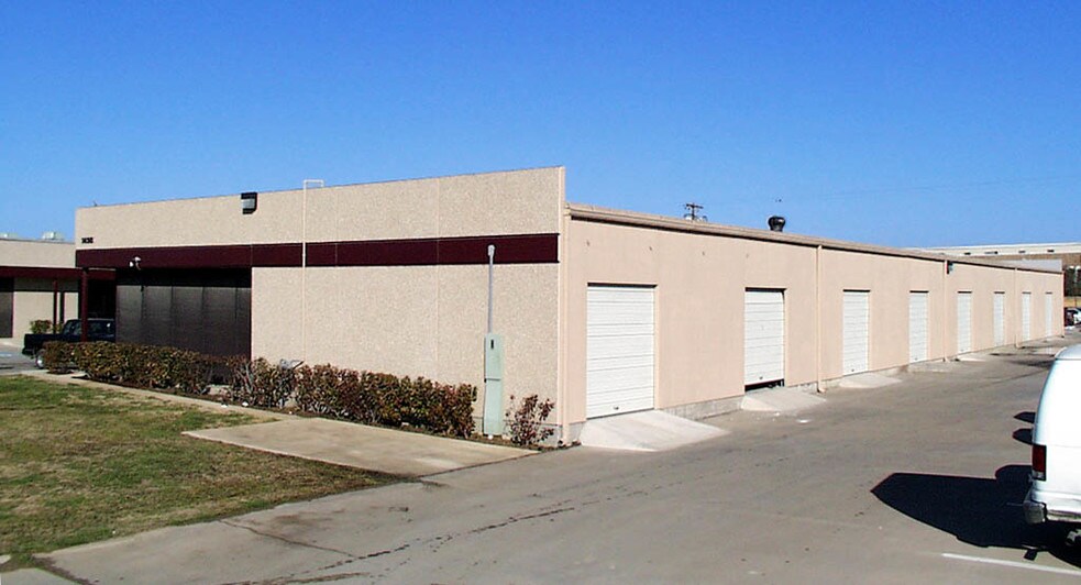 1450 Halsey Way, Carrollton, TX à vendre - Autre – Image 3 sur 26