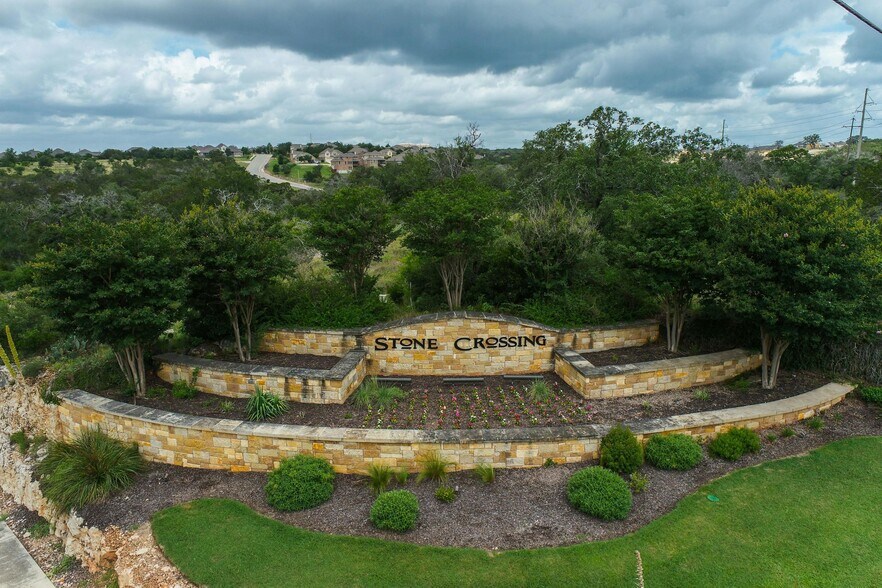 Loop 337, New Braunfels, TX à vendre - Photo de l’immeuble – Image 2 sur 25
