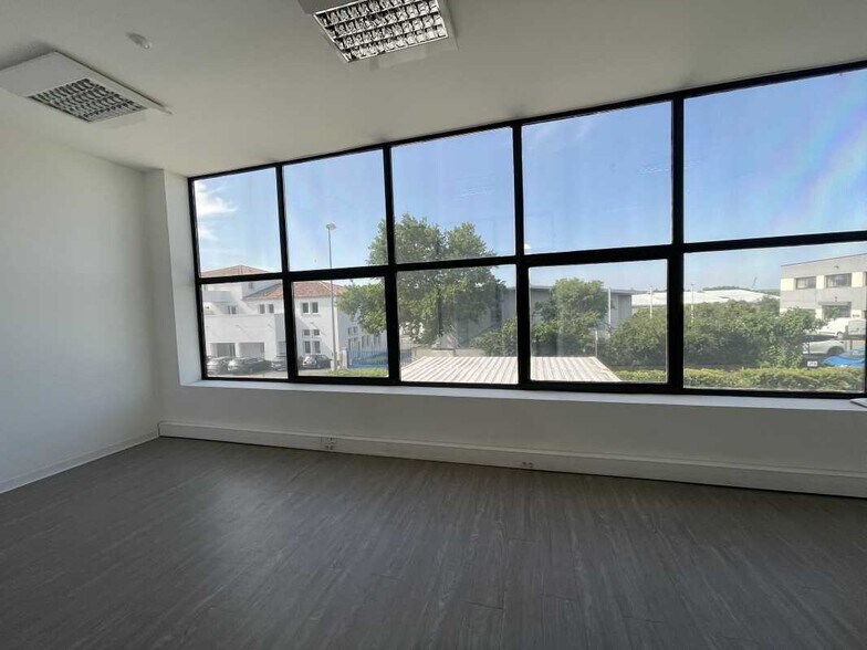 235 Rue Tourmaline, Éguilles à louer - Photo intérieure – Image 2 sur 6