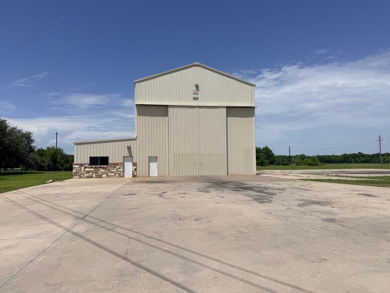 101 Industrial Park Blvd, Hitchcock, TX à louer - Photo de l’immeuble – Image 2 sur 22