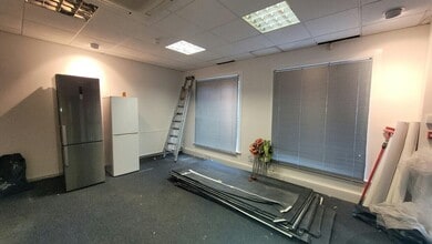 2 Miller St, Clydebank à louer Photo intérieure– Image 2 sur 4