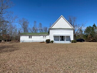 Plus de détails pour 24404 Veterans Memorial Pky, Camp Hill, AL - Spécialisé à vendre
