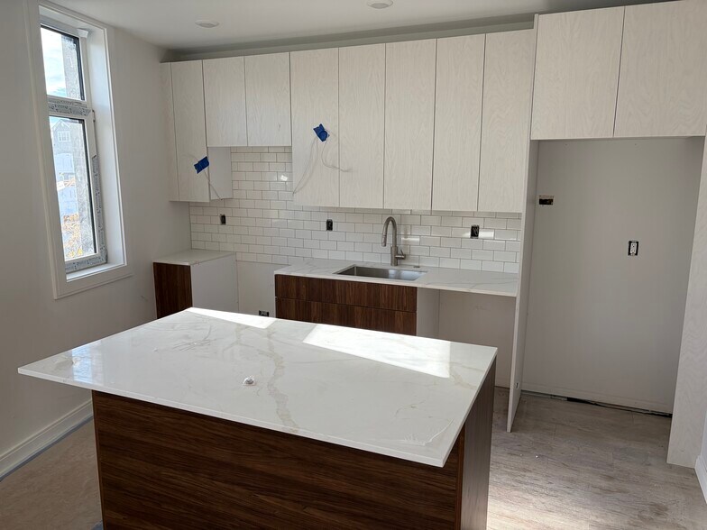 13 Warwick St, Somerville, MA à vendre - Photo de l’immeuble – Image 1 sur 16