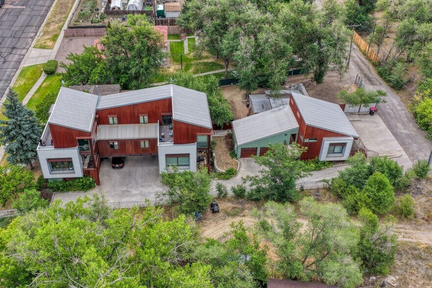 823 E Cucharras St, Colorado Springs, CO à vendre - Photo de l’immeuble – Image 2 sur 20