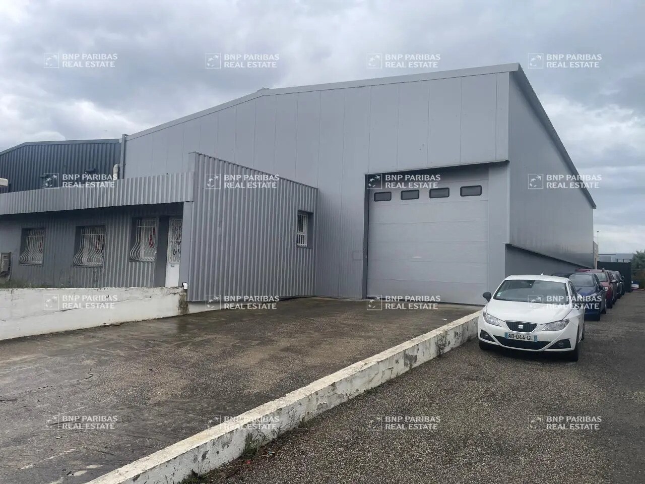 Bureau dans Vitrolles à louer Photo de l’immeuble– Image 1 sur 14