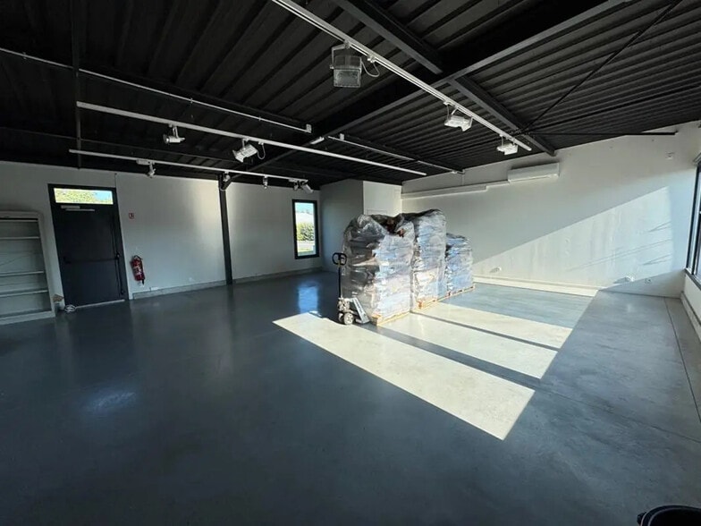 Local commercial dans Plaisance-du-Touch à louer - Photo de l’immeuble – Image 3 sur 4