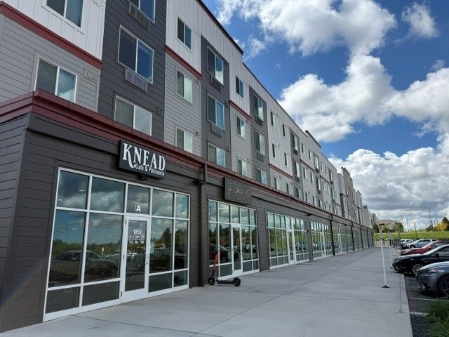 1490 NE North Fairway Dr, Pullman, WA à louer - Photo de l’immeuble – Image 3 sur 15