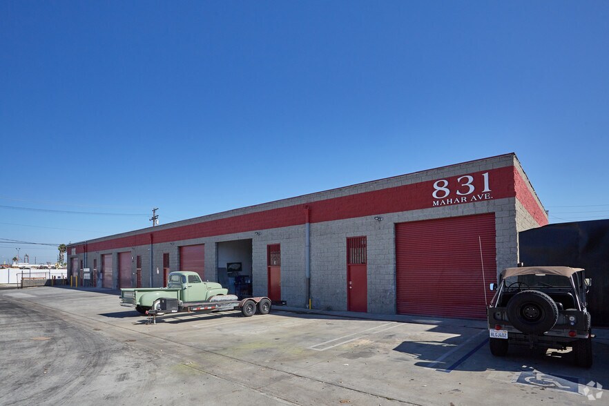 831 Mahar Ave, Wilmington, CA à louer - Photo principale – Image 2 sur 3