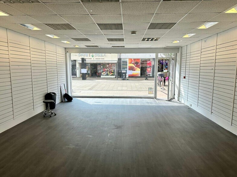 638 Christchurch Rd, Bournemouth à louer - Photo de l’immeuble – Image 2 sur 7