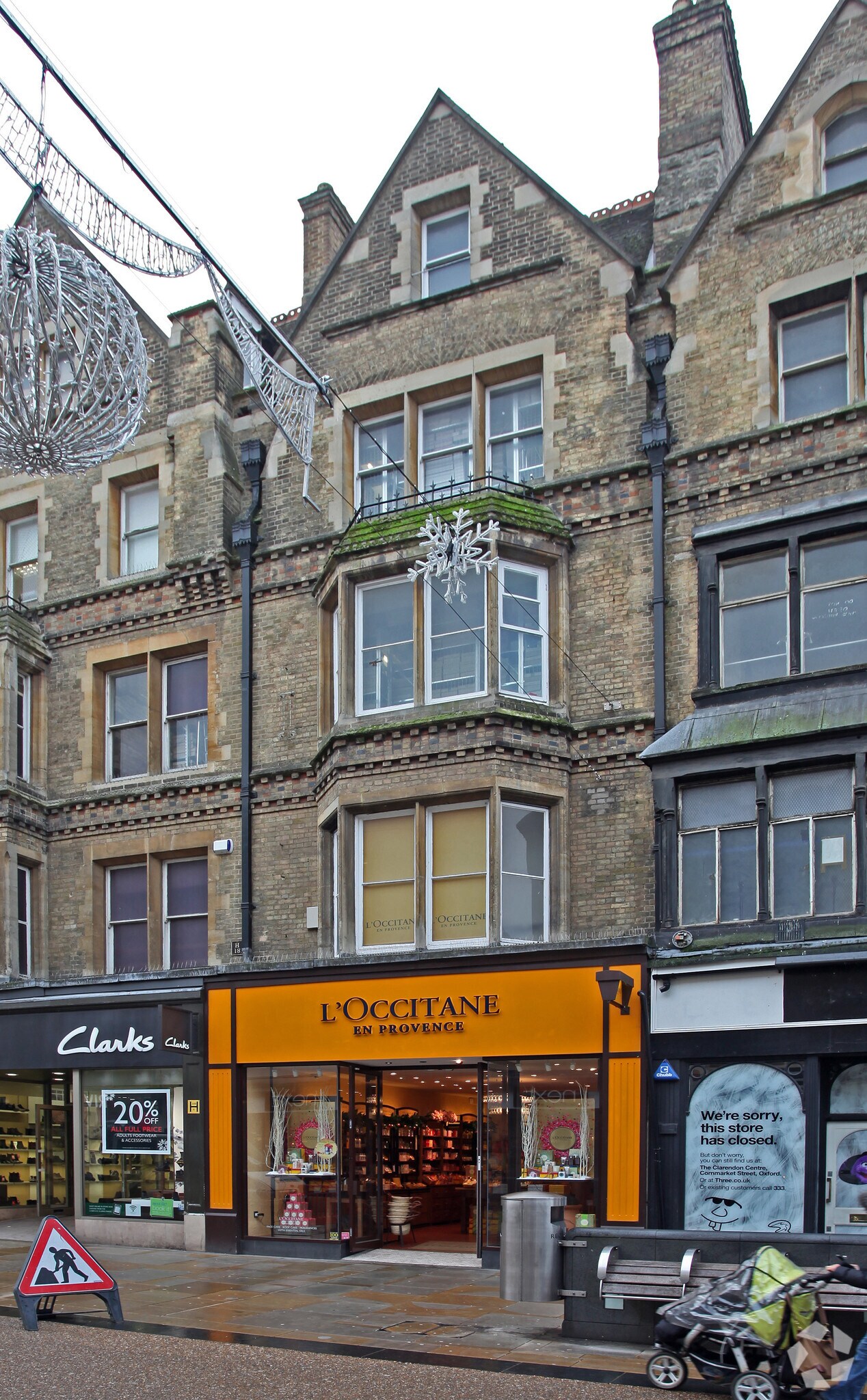 Cornmarket St and Frewin Court portefeuille de 3 biens à vendre sur LoopNet.fr Photo principale– Image 1 sur 4