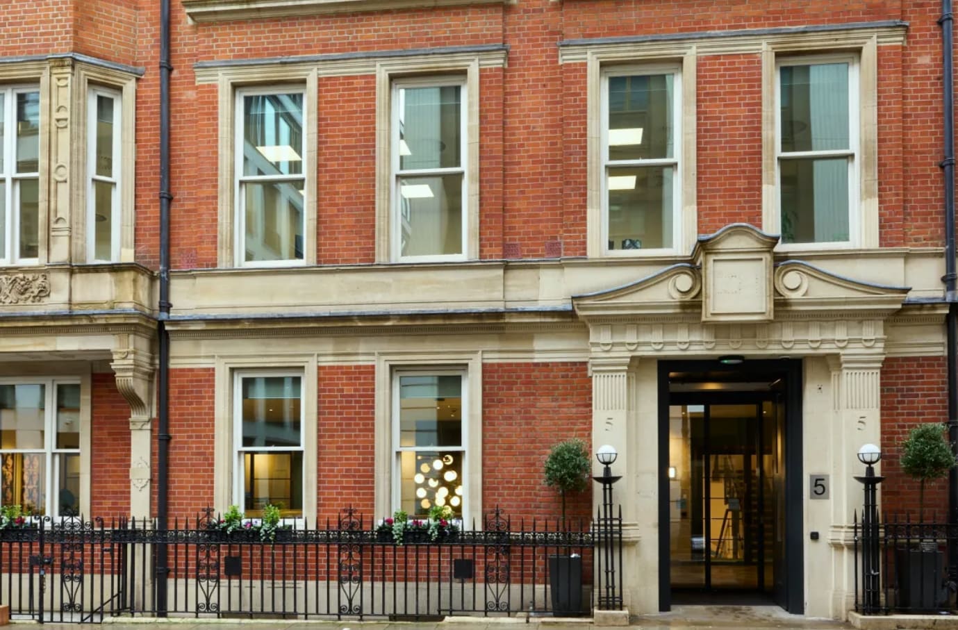 5-10 Bolton St, Londres à louer Photo de l’immeuble– Image 1 sur 5