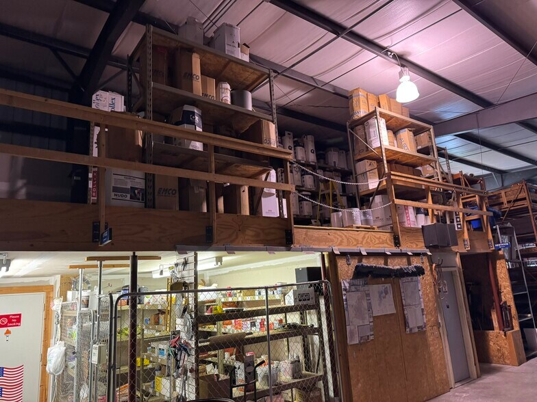 855 Industrial Dr, Mondovi, WI à louer - Photo de l’immeuble – Image 2 sur 56