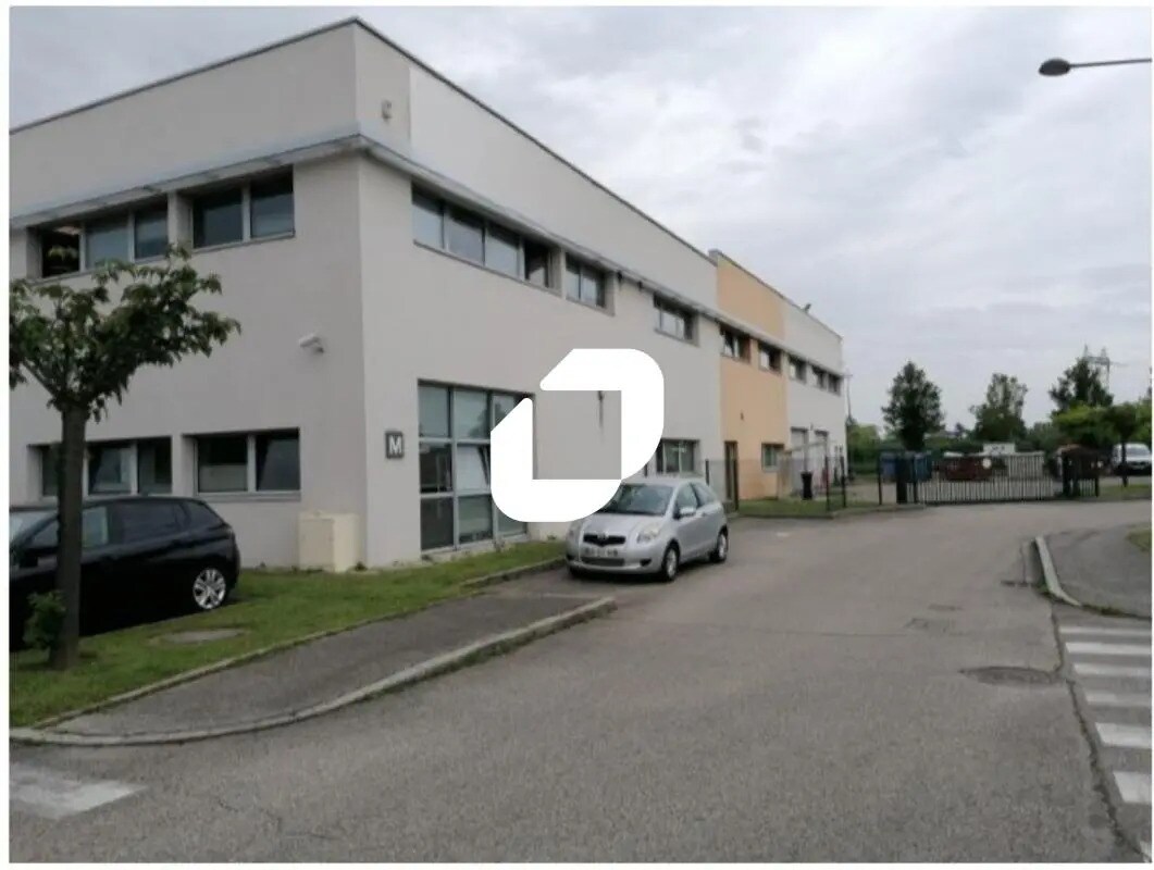 Bureau dans Saint-Priest à louer Photo de l’immeuble– Image 1 sur 301
