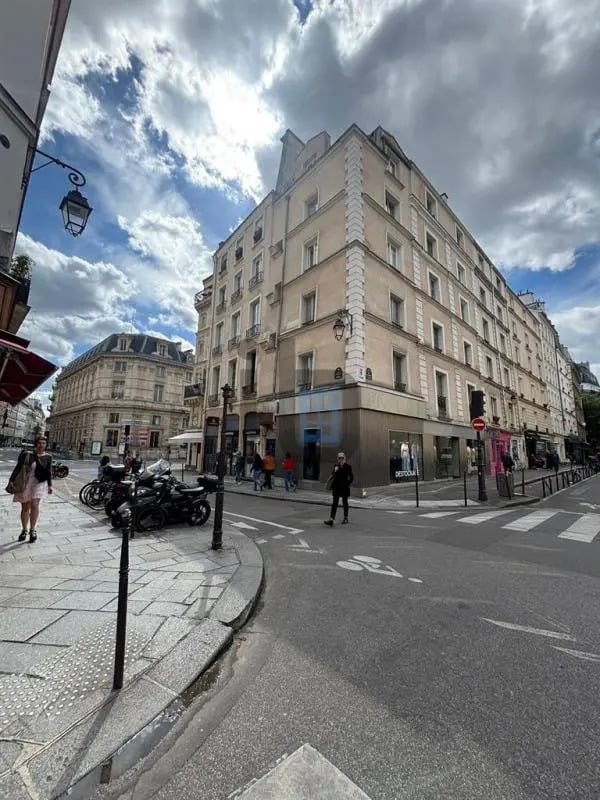 Plus de détails pour Local commercial à louer