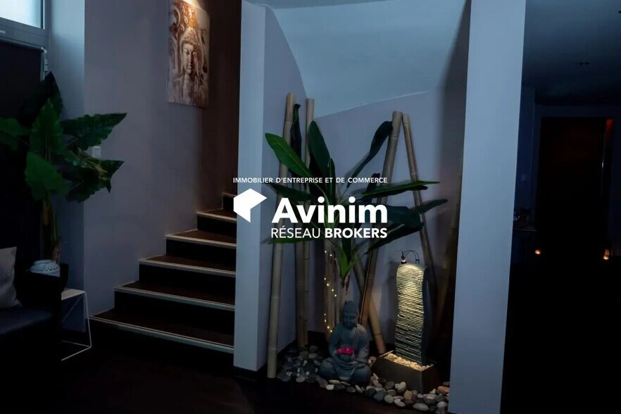 Local commercial dans Voiron à louer - Photo intérieure – Image 2 sur 14