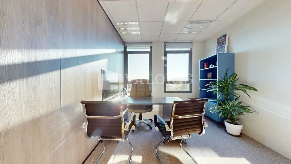 Bureau dans Écully à louer - Photo de l’immeuble – Image 3 sur 26