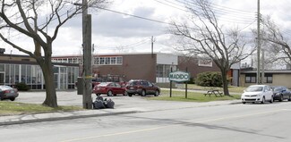 Plus de détails pour 5850 Av Andover, Mt Royal, QC - Industriel/Logistique à louer