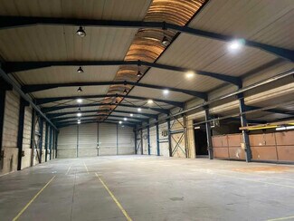 Plus de détails pour Bureau, Local d'activités à louer